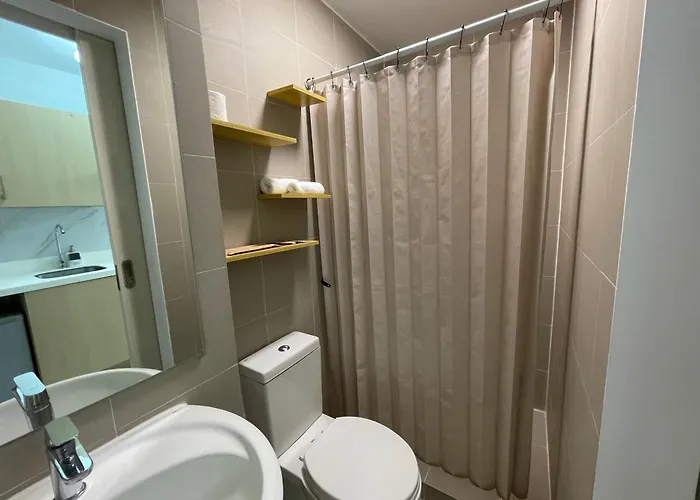 Madr Excellence At The Residences Commonwealth 5*
